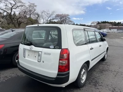 Toyota SUCCEED