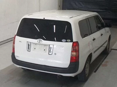 Toyota SUCCEED