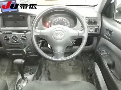 Toyota SUCCEED