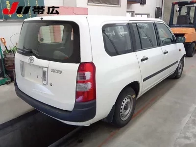 Toyota SUCCEED