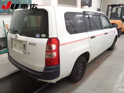 Toyota SUCCEED