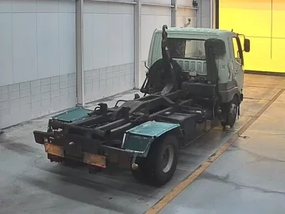 Mitsubishi FUSO FIGHTER