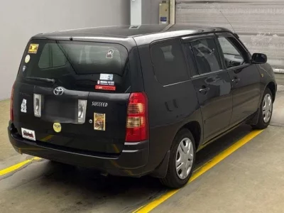 Toyota SUCCEED