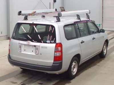 Toyota SUCCEED