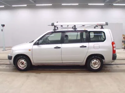 Toyota SUCCEED
