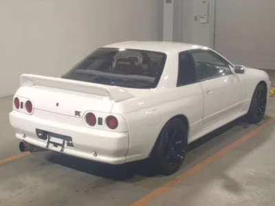 Nissan SKYLINE