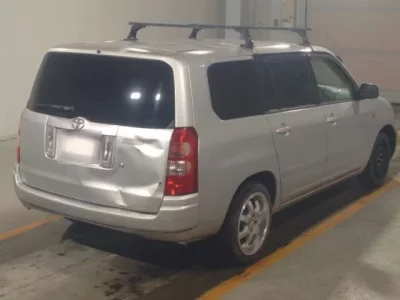 Toyota SUCCEED