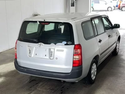 Toyota SUCCEED