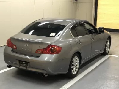 Nissan SKYLINE