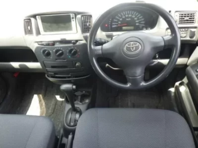 Toyota SUCCEED