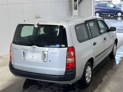Toyota SUCCEED