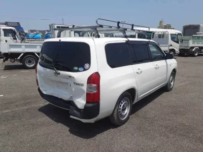 Toyota SUCCEED