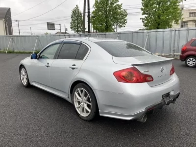 Nissan SKYLINE