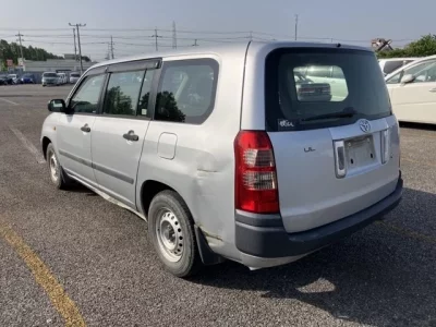 Toyota SUCCEED
