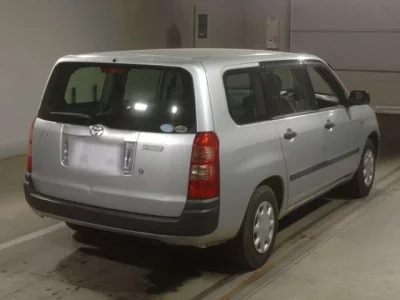 Toyota SUCCEED