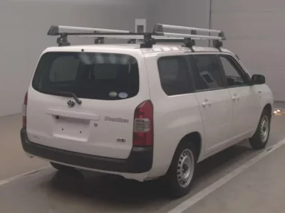 Toyota SUCCEED