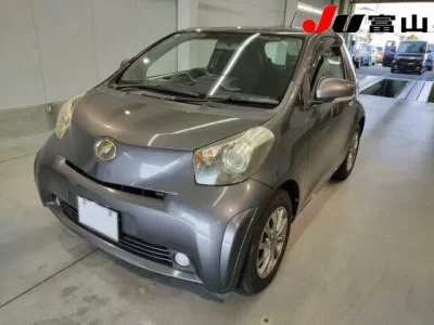 Toyota IQ