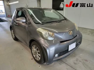 Toyota IQ