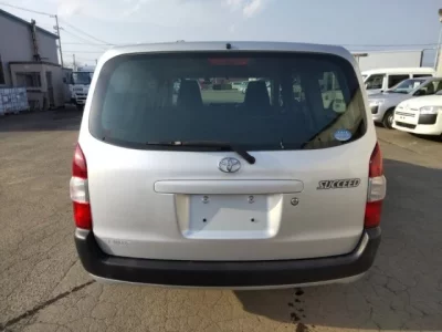 Toyota SUCCEED