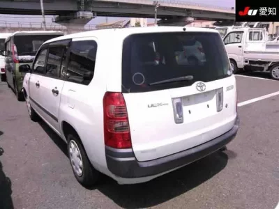 Toyota SUCCEED