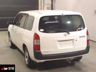 Toyota SUCCEED