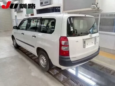 Toyota SUCCEED