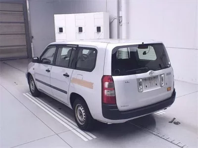 Toyota SUCCEED