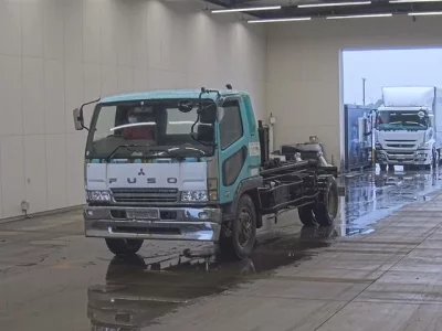 Mitsubishi FUSO FIGHTER