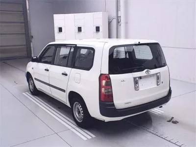 Toyota SUCCEED