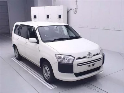 Toyota SUCCEED