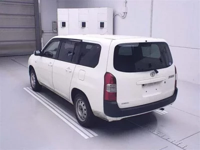 Toyota SUCCEED