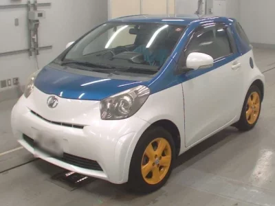 Toyota IQ