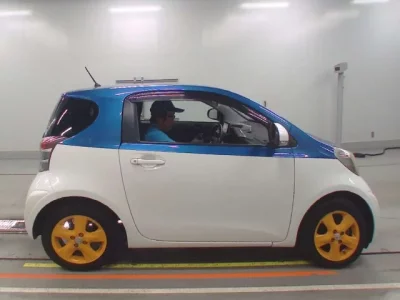 Toyota IQ