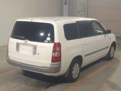 Toyota SUCCEED