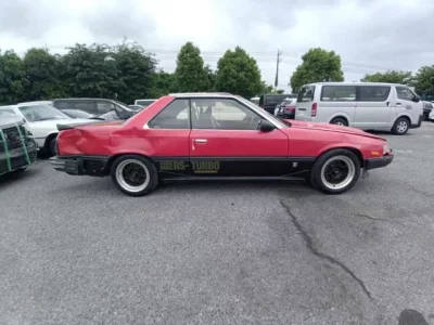 Nissan SKYLINE