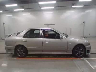 Nissan SKYLINE
