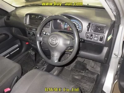 Toyota SUCCEED