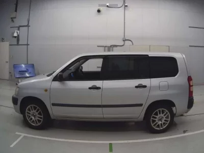 Toyota SUCCEED