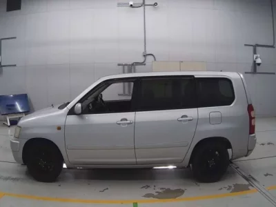 Toyota SUCCEED