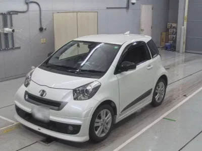 Toyota IQ