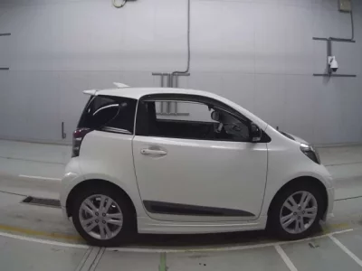 Toyota IQ