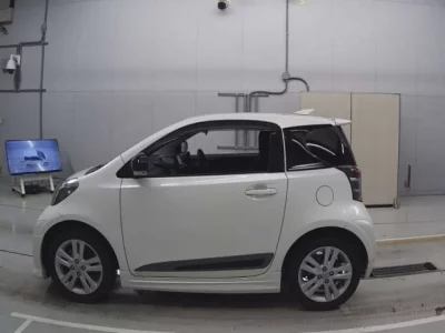 Toyota IQ