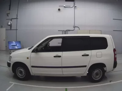 Toyota SUCCEED