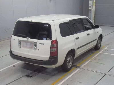 Toyota SUCCEED