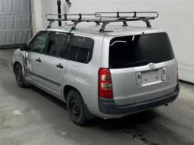 Toyota SUCCEED