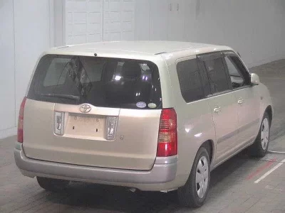 Toyota SUCCEED