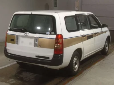 Toyota SUCCEED