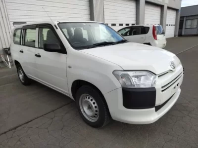 Toyota SUCCEED