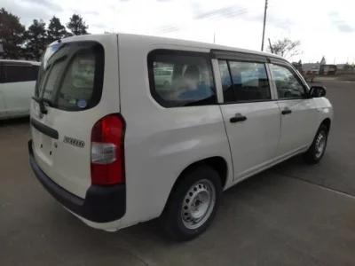 Toyota SUCCEED