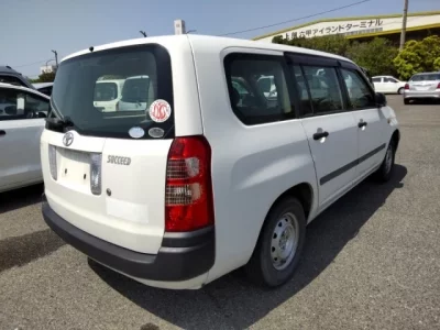 Toyota SUCCEED